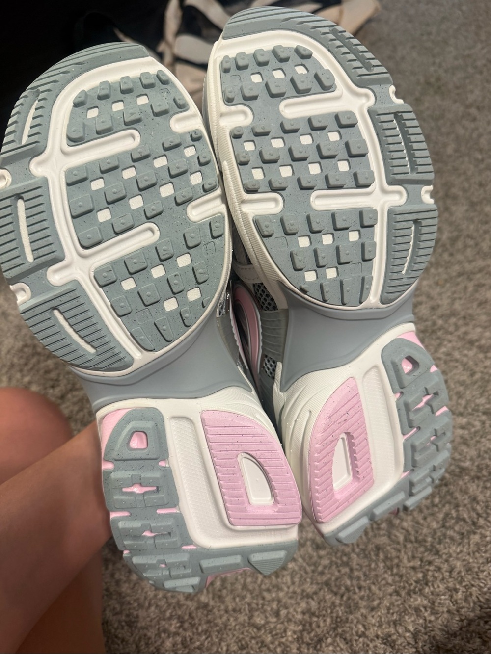 Nike White Gray Pink Mesh Running Sneakers women’s size 8 never worn, NWOT - Picture 4 of 4